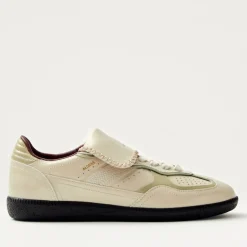 Trainers|Ganni ALOHAS Women's Tb.490 Club Leather Trainers - UK 3.5