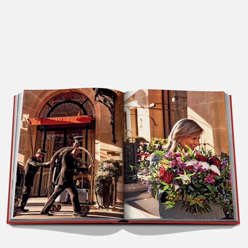 Bedroom|Dr. Martens Assouline: Plaza Athenee