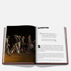 Bedroom|Dr. Martens Assouline: Sevilla Arte