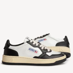 Trainers|Autry Men's Medalist Leather Court Trainers - UK 8