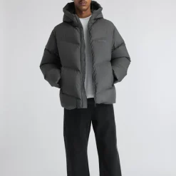 Jackets|Coats|Axel Arigato Peak Quilted Nylon Puffer Jacket - L