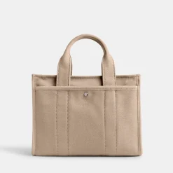 Holiday Bags|Dr. Martens Coach Cargo Tote 26 Cotton-Canvas Bag