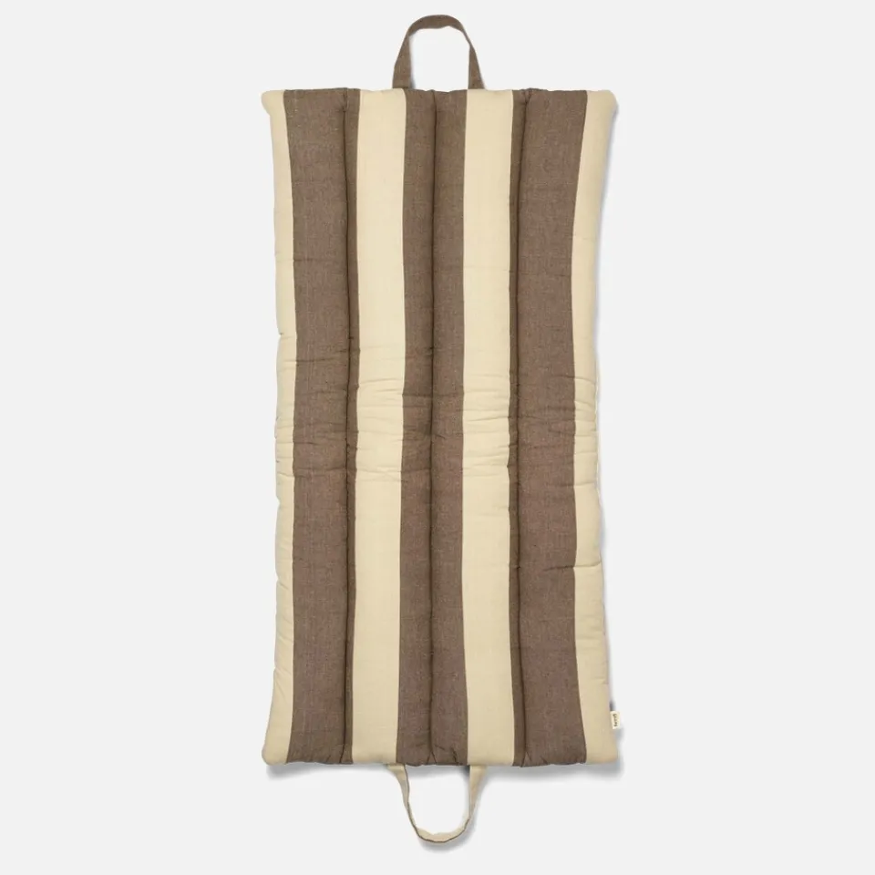 Outdoors|Ferm Living Strand Folding Mat - Carob Brown/Parchment