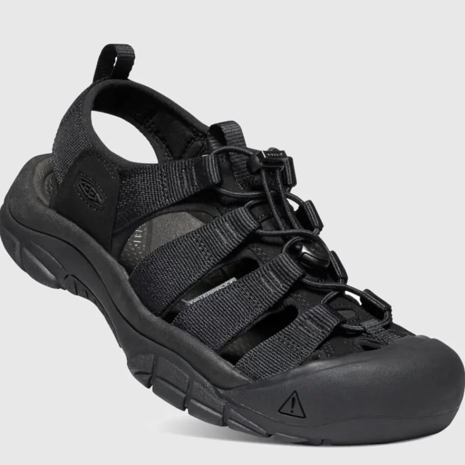 Trainers|Sandals & Slides|Dr. Martens Keen Men's Newport H2 Sandals - Triple Black - UK 7