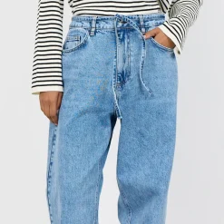 Jeans|Dr. Martens Leveté Room Kosa Denim Jeans - W26