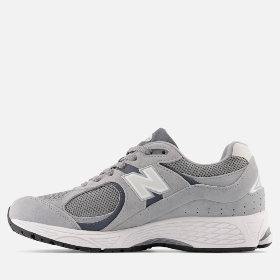 Trainers|Trainers|Dr. Martens New Balance Men's 2002 Classic Mesh and Suede Trainers - UK 8