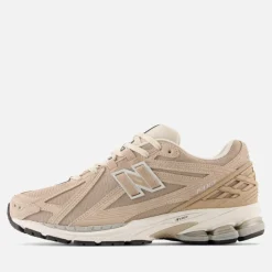 Trainers|Maison Kitsuné New Balance Men's 1906 Suede and Mesh Trainers - UK 7