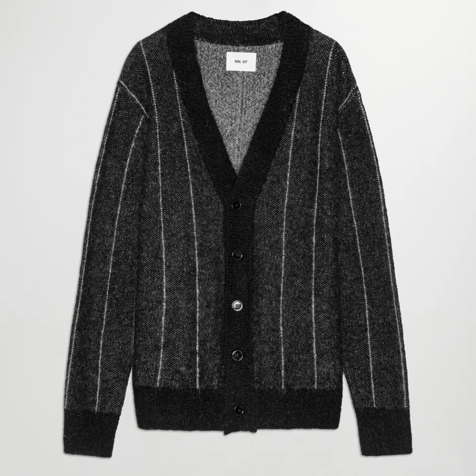 Cardigans|Knitwear|NN.07 Billy Knit V-Neck Cardigan - M