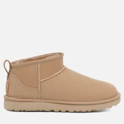 Boots|UGG Women's Classic Ultra Mini Sheepskin Boots - UK 3