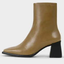 Boots|Dr. Martens Vagabond Hedda Leather Heeled Boots - UK 4