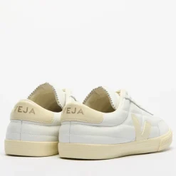 Trainers|Veja Men's Panenka Leather Low Top Trainers - UK 8