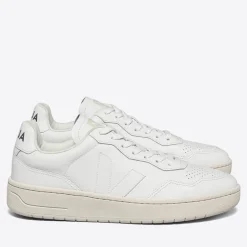Trainers|Veja Men's V-90 Bastille Leather Trainers - UK 7