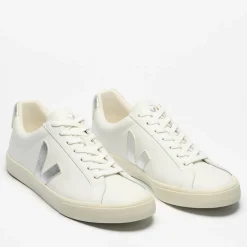 Trainers|Barbour Veja Women's Esplar Leather Low Top Trainers - UK 3