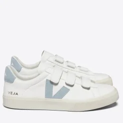 Trainers|Veja Women's Recife Chrome Free Leather Velcro Trainers - UK 3