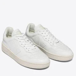 Trainers|Veja Women's V-90 Bastille Leather Trainers - UK 3